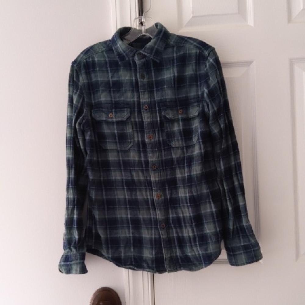 Thick Flannel Button Down Long Sleeve Shirt